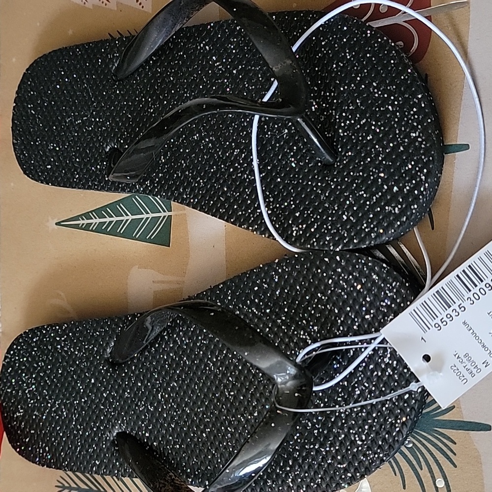 NWT!!! Kids Black sparkles Shoes